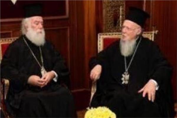البابا ثيودروس يطمئن على البطريرك بارثليماوس