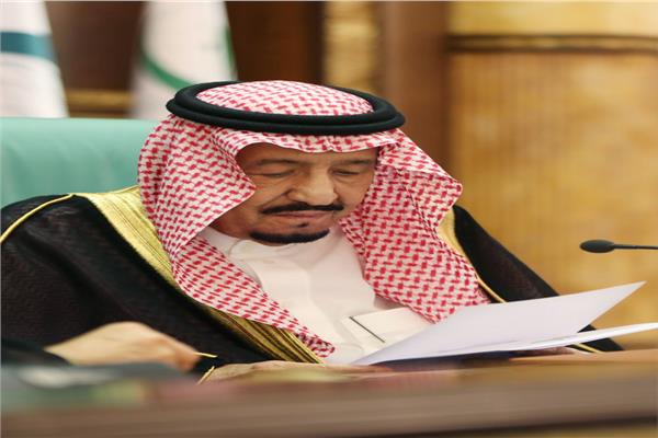 الملك سلمان أثناء الخطاب السنوي لأعمال السنة الثانية من الدورة الثامنة لمجلس الشورى