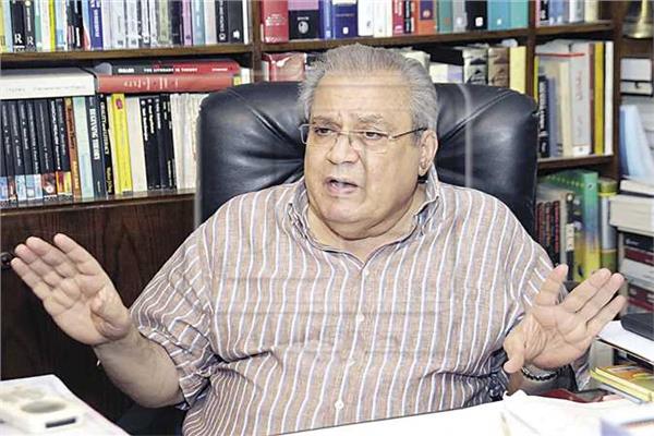 المفكر المصري الراحل الدكتور جابر عصفور وزير الثقافة الاسبق