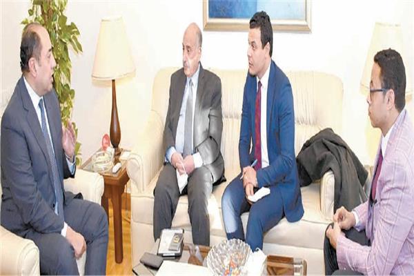 السفير حسام زكي خلال حواره مع «الأخبار»