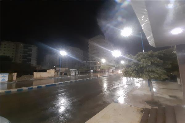 امطار غزيرة تضرب مدينة مرسي مطروح مع بداية اول ايام العام الجديد 