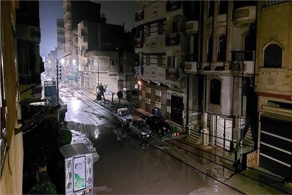 أمطار غزيرة على دمياط 