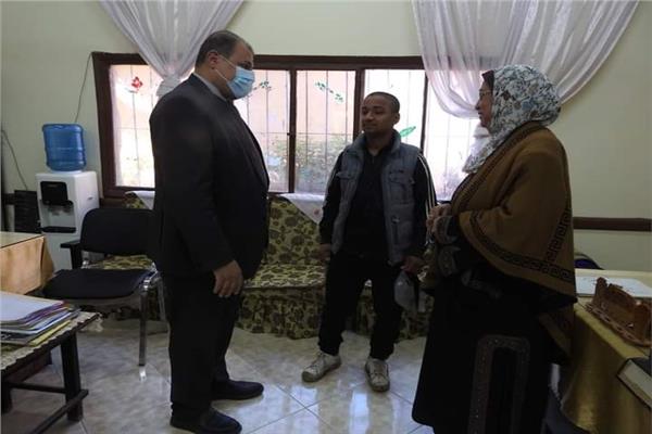 مدير تعليم المنوفية  يتابع الاختبارات العملية ببعض مدارس إدارة شبين الكوم 
