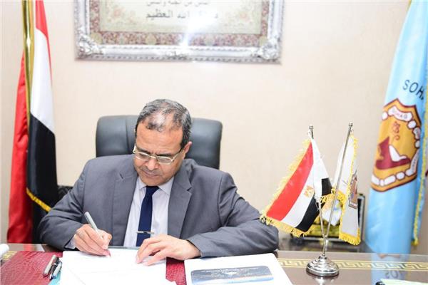  الدكتور مصطفى عبد الخالق رئيس جامعة سوهاج