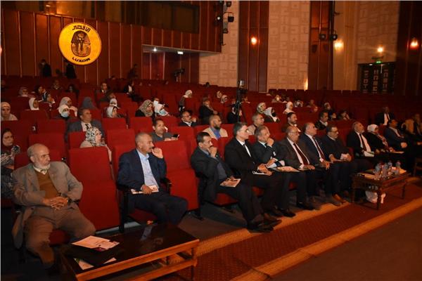 فعاليات الملتقى العلمي الثاني للكيمائيين 