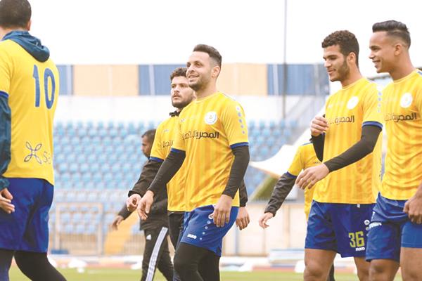 الإسماعيلى يحاول بناء فريق بأسماء جديدة