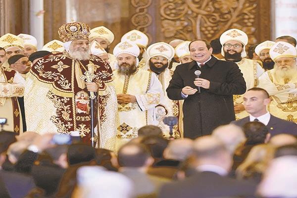 الرئيس عبد الفتاح السيسى يشارك الأقباط قداس عيد الميلاد