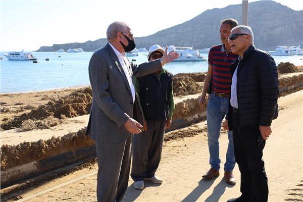  فودة خلال جولة ميدانية 