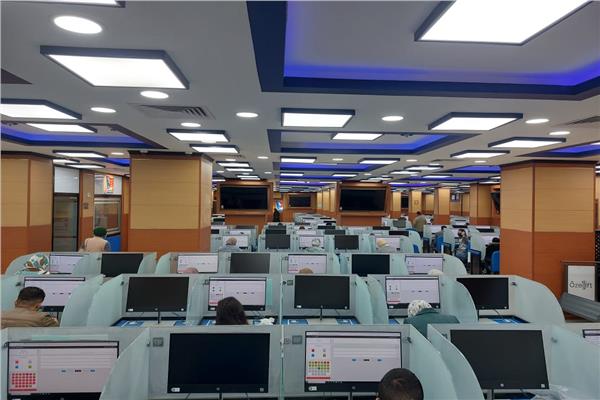إعتماد اختبارات التمويل والإقتصاد أونلاين بتجارة المنصورة