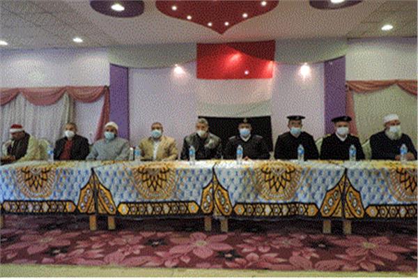 قيادات مديرية أمن الفيوم وأعضاء لجنة المصالحات