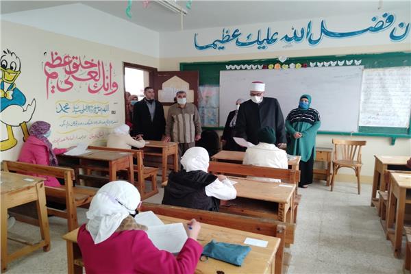انطلاق امتحانات الفصل الدراسي الاول للمعاهد الابتدائيه الأزهرية  بسيناء