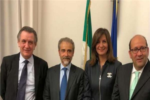 خلال لقاء وزيرة الهجرة مع الجانب الإيطالي والانتهاء من إجراءات معادلة الرخصة المصرية بالايطالية 