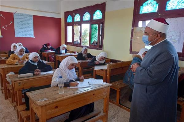 امتحانات النقل الأزهرية