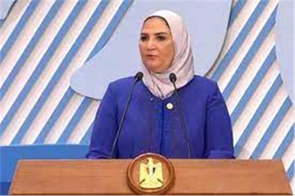 الدكتورة نيفين القباج