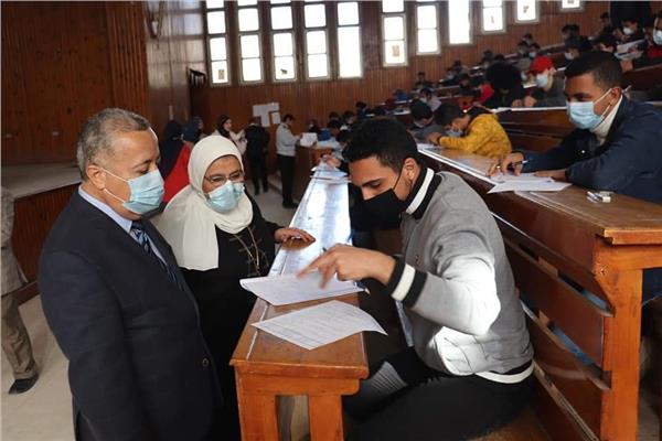 عميد زراعة المنوفيه : تطبيق الاجراءات الاحترازيه بامتحان التيرم الدراسى الاول