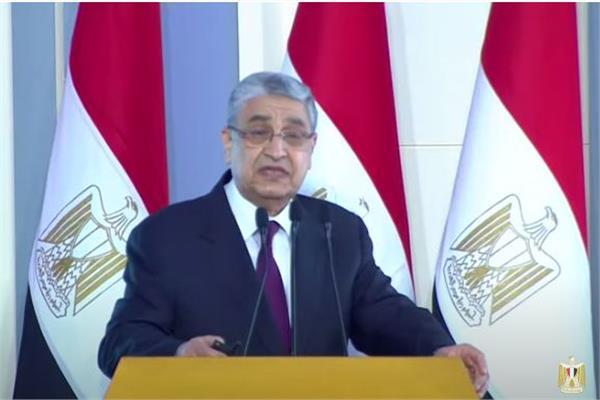 الدكتور محمد شاكر وزير الكهرباء والطاقة المتجددة