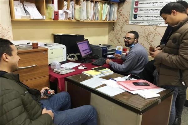 في اليوم الثاني.. ثمانية مهندسون بأسيوط يتقدمون بأوراق ترشحهم 