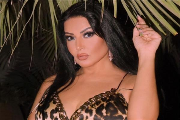 الفنانة سمية الخشاب
