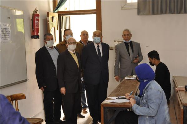الدكتور مصطفي عبد النبي عبد الرحمن رئيس جامعة المنيا