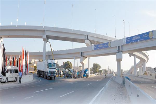 15 كوبرى علوى ومشاة و14 منطقة تنموية