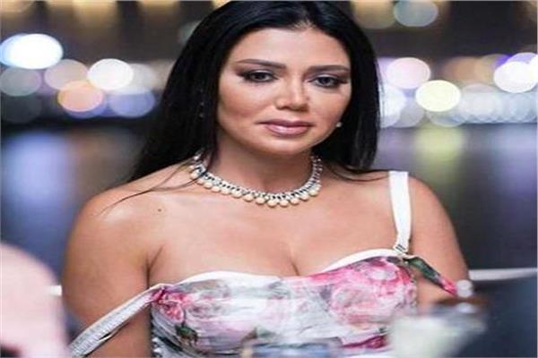الفنانة رانيا يوسف