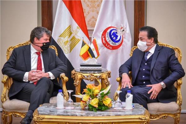  وزير التعليم العالي والقائم بعمل وزير الصحة يستقبل "السفير البلجيكي"