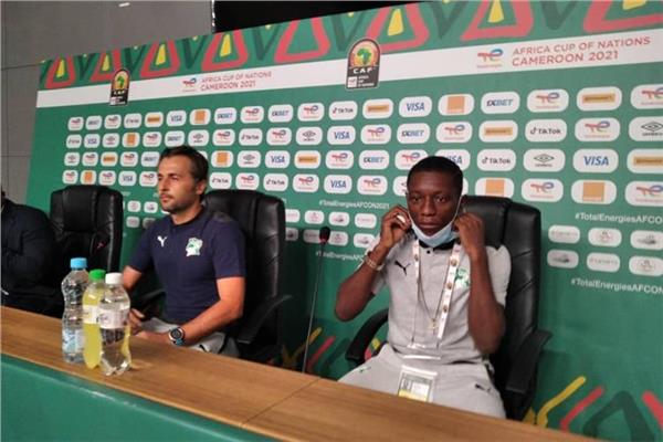 باتريس بوميل المدير الفني لمنتخب كوت ديفوار