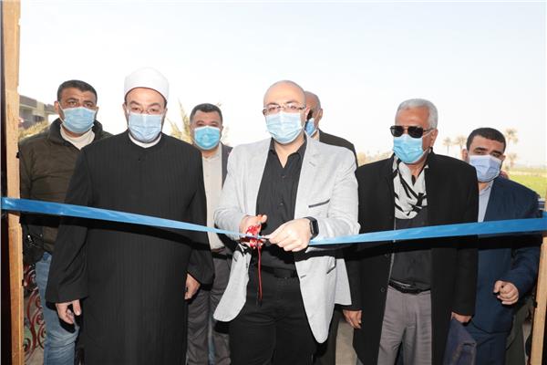   محافظ بني سويف يفتتح مسجد النور البحري بقرية إهوة   