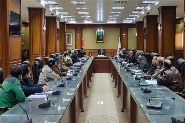 اجتماع لجنة متابعة إزالة التعديات