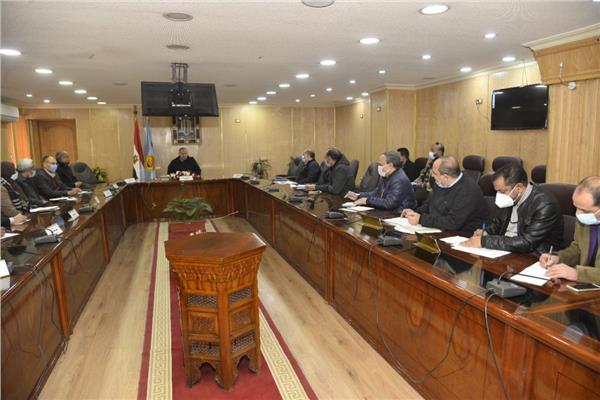 اللواء عصام سعد محافظ أسيوط