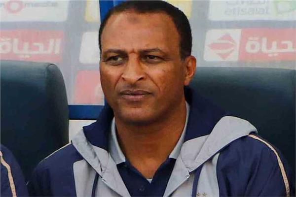 أسامة عرابي نجم الأهلي السابق