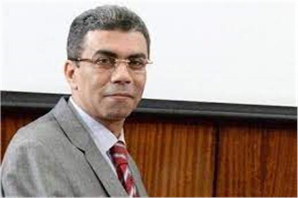  الكاتب الصحفى ياسر رزق
