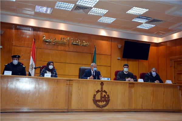 محافظ القليوبيه يترأس اجتماع لجنة متابعة إزالة التعديات