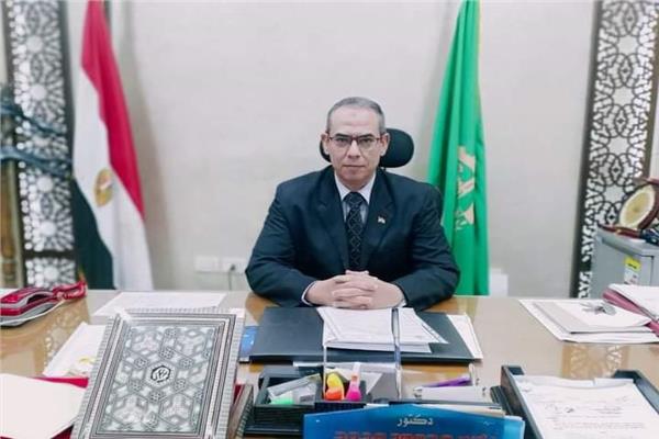 الدكتور ياسر محمود