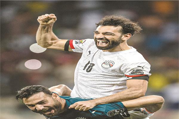 فرحة محمد صلاح وأبو جبل بالفوز على كوت ديفوار بركلات الترجيح