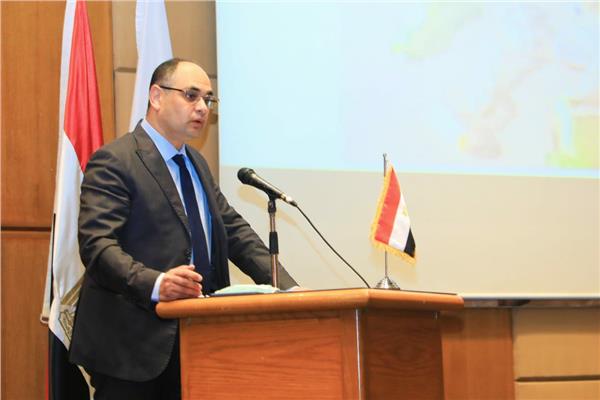 الدكتور على أبو سنه