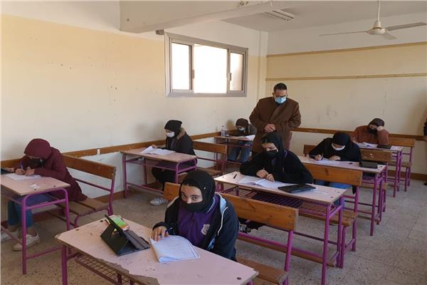  انطلاق أولى أيام امتحانات الشهادة الإعدادية..لا شكاوى في اللغة العربيه