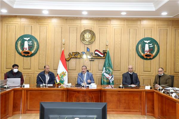 جانب من إجتماع محافظ المنوفية