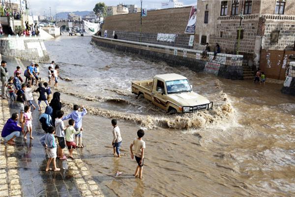 مصرع 18 وتشرد مئات الأسر بسبب الأمطار فى البرازيل