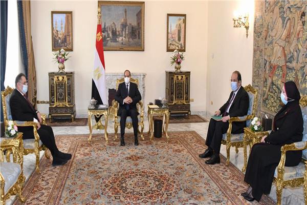 الرئيس السيسي يلتقي  رئيس مجلس إدارة غرفة تجارة وصناعة الكويت