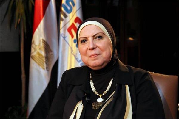  الدكتورة نيفين جامع