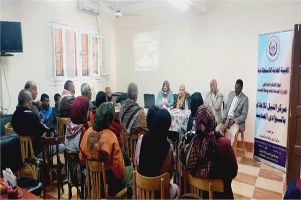 اعلام الوادي الجديد يناقش منظومة التنمية الشاملة بقرى المحافظه 