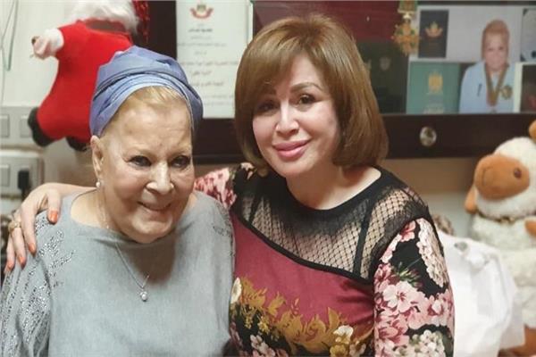 إلهام شاهين ونادية لطفى