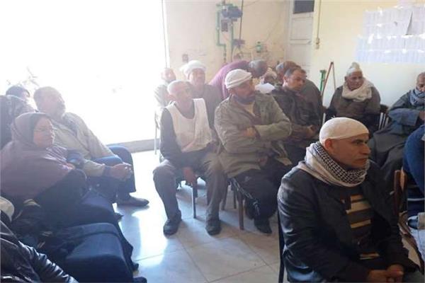  مدرسة حقلية لمربي الثروه الحيوانيه بقرية المهدية بالشرقية