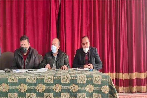 إحالة مسئولين بالوحدة المحلية ببني مزار للمحاكمة التأديبية العاجلة 