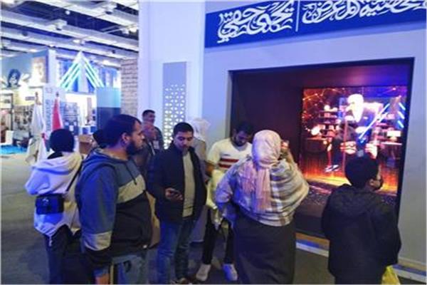  يحيى حقي شخصية معرض الكتاب