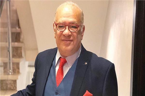 الفنان : صلاح عبد الله