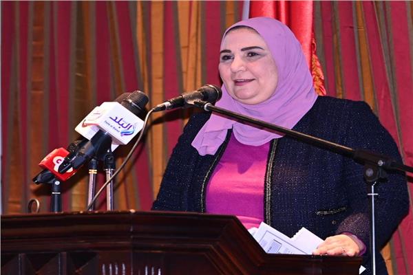 وزيرة التضامن الاجتماعى