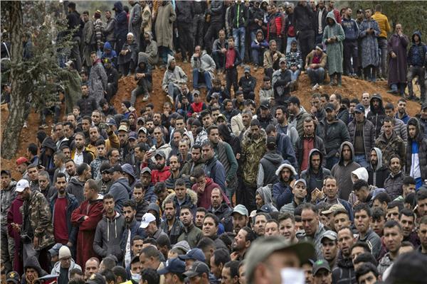 دفن الطفل ريان بمشاركة آلاف المغاربة