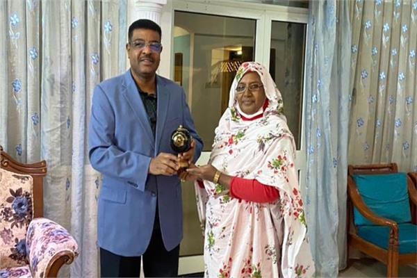 بحث تعزيز التعاون بين الإيسيسكو وجمهورية السودان في التربية والعلوم والثقافة 